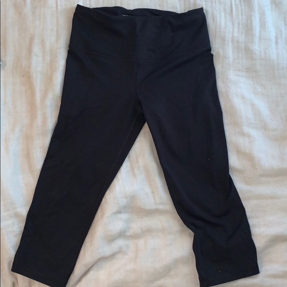 victoria secret sport cropped black leggings